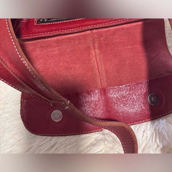 CHRISTOPHER KON Red Wide Strap Shoulder Bag Flap Pocket Purse Genuine Leather - Picture 15 of 16